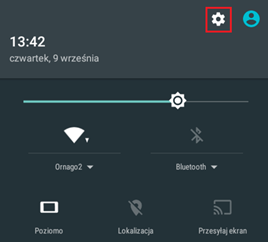 Oznaczony guzik ustawień na tablecie Dotykacka