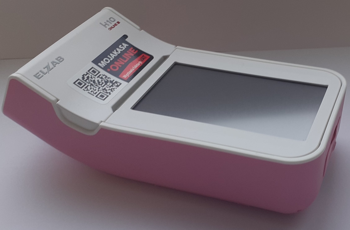 Różowa kasa fiskalna Elzab K10 dla branży kosmetycznej.
